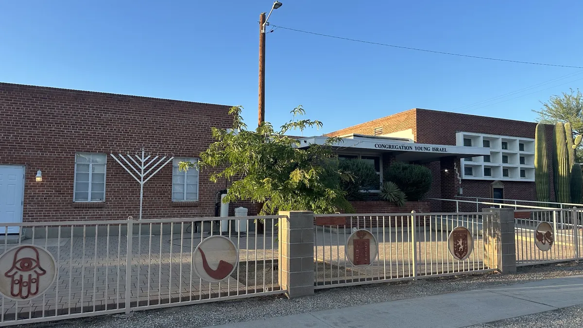 Young Israel - Chabad Tucson