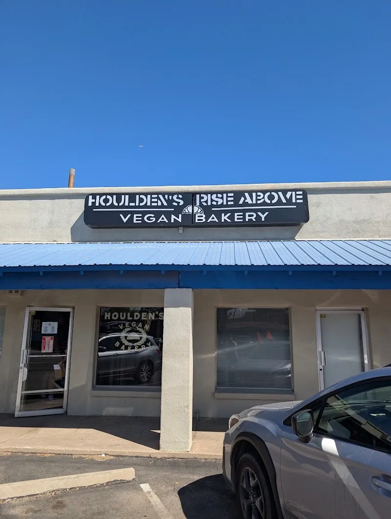 Houlden's Rise Above